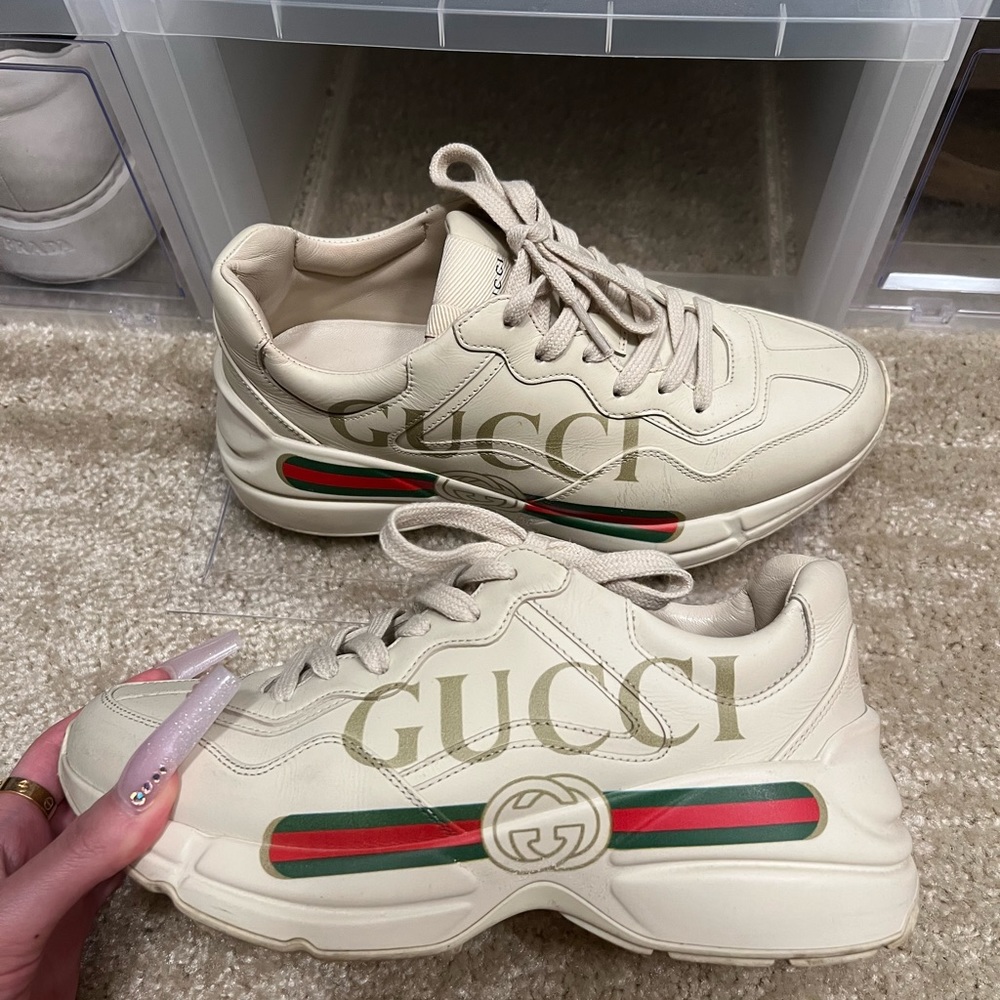 Gucci Women's Rhyton Gucci logo leather sneaker